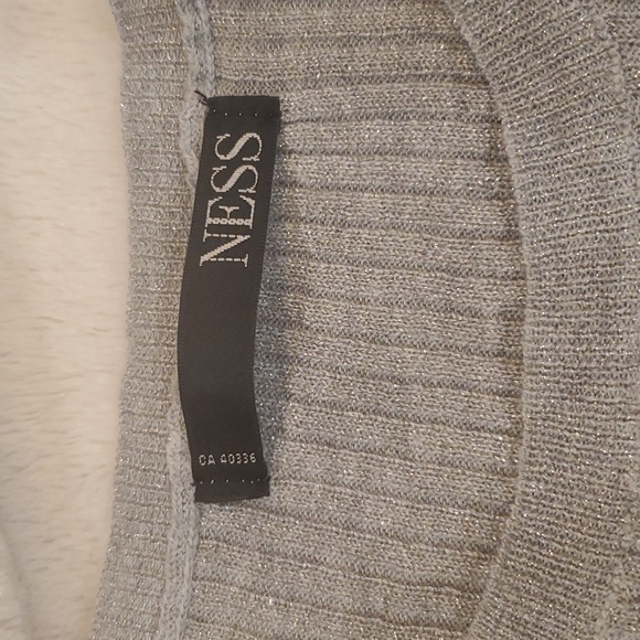 Ness Sweater (S) - Picture 6 of 7